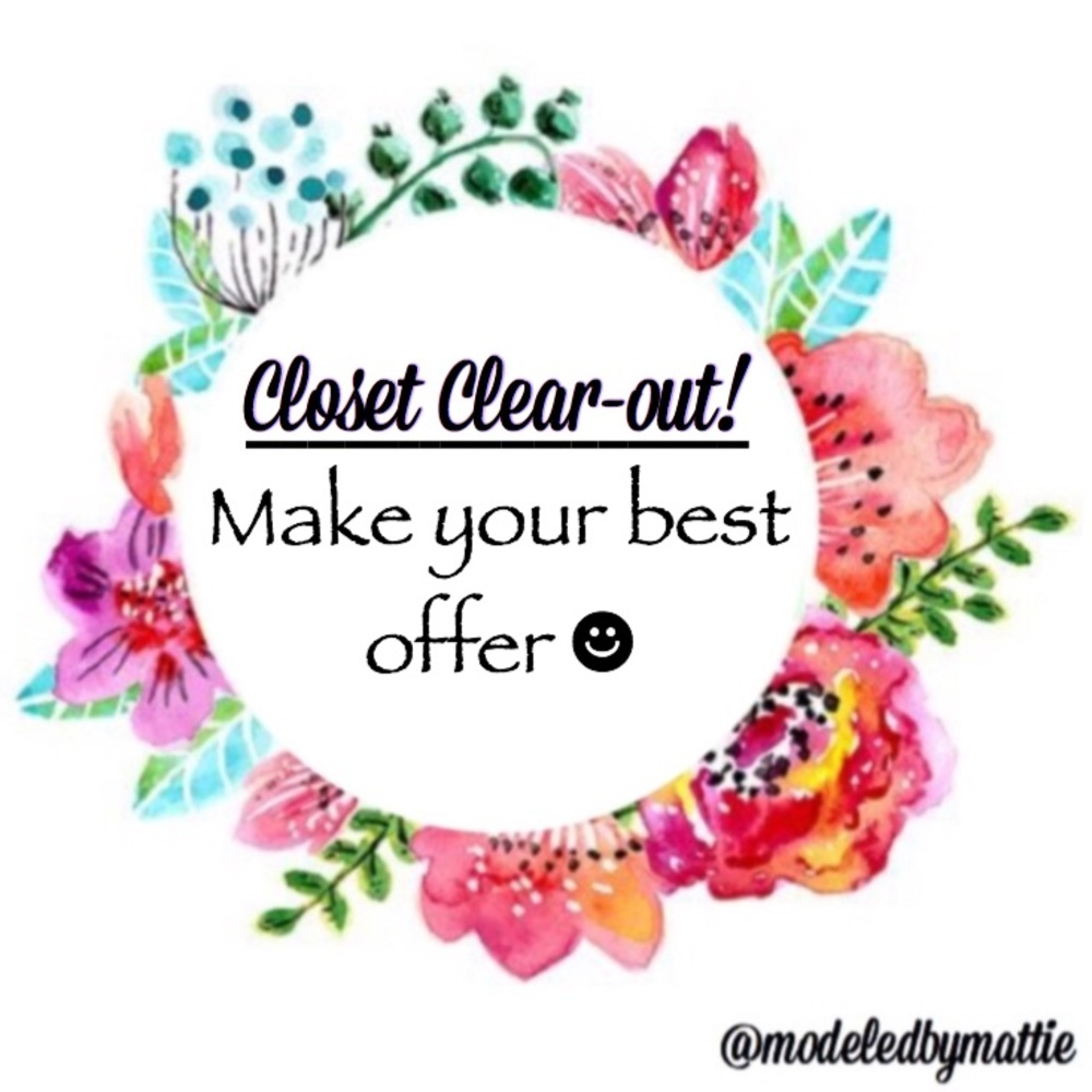 1 ⭐️FREE⭐️ item/ per item bought!! 💕 - Picture 3 of 4